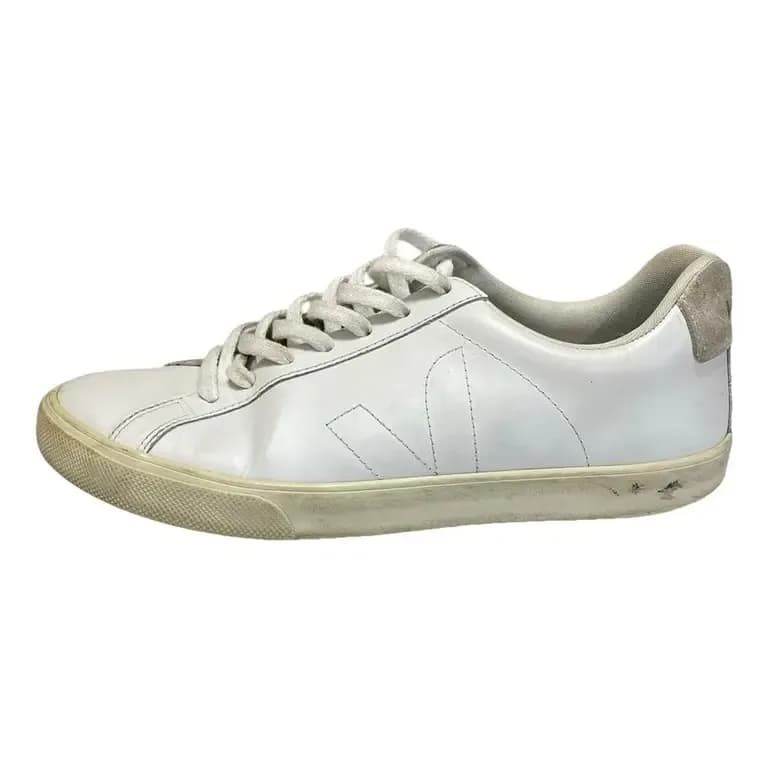 Veja — Leather trainers — Designer Shoe — resale