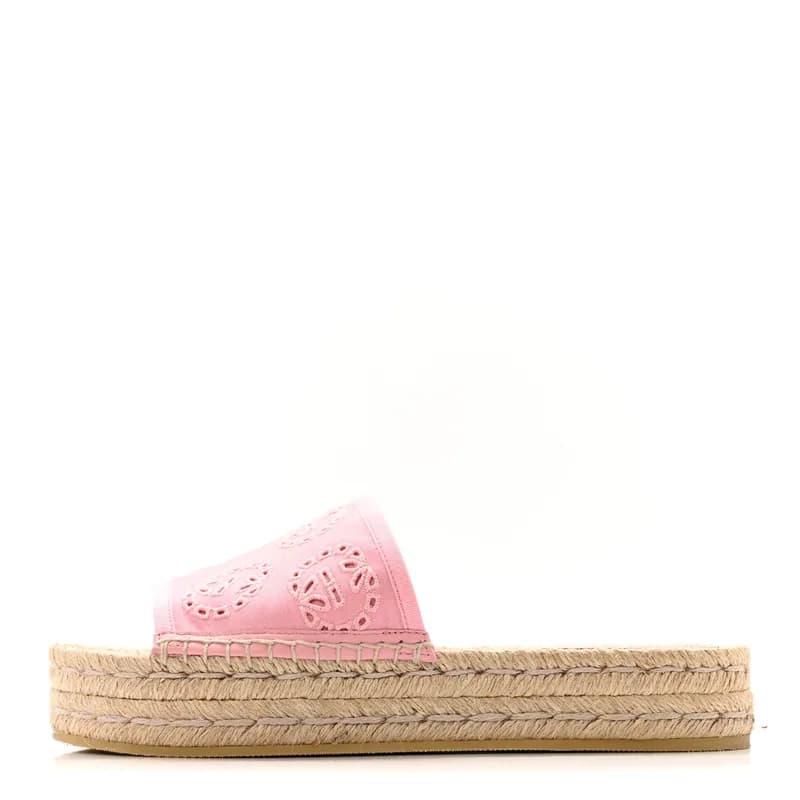 Gucci — Canvas Interlocking G Damita Espadrille Sandals 37.5 Wild Rose — Designer Shoe — resale