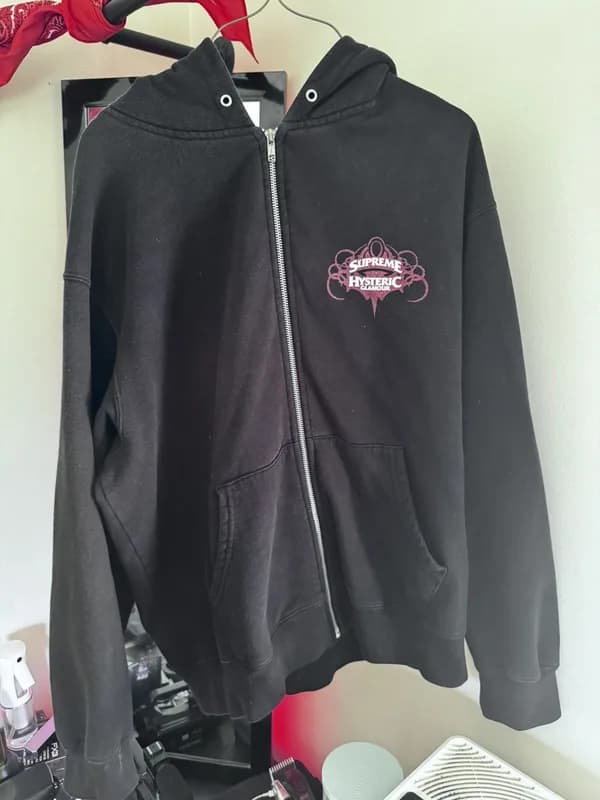 Supreme — Supreme Hysteric Glamour Middle Finger Hoodie Medium SS21 — streetwear — resale