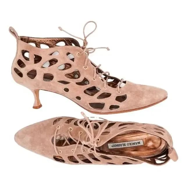 Manolo Blahnik — Hangisi leather boots — Designer Shoe — resale