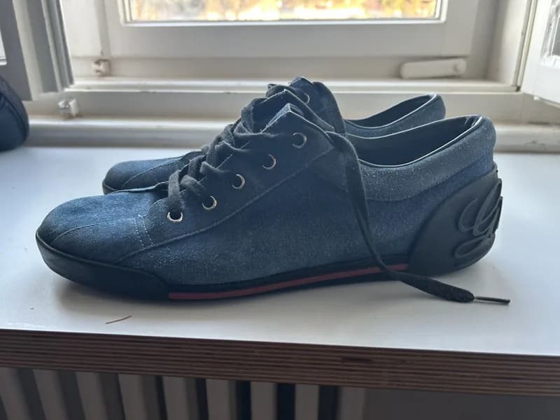 Gucci — Vintage Gucci low top sneaker — Sneaker — resale