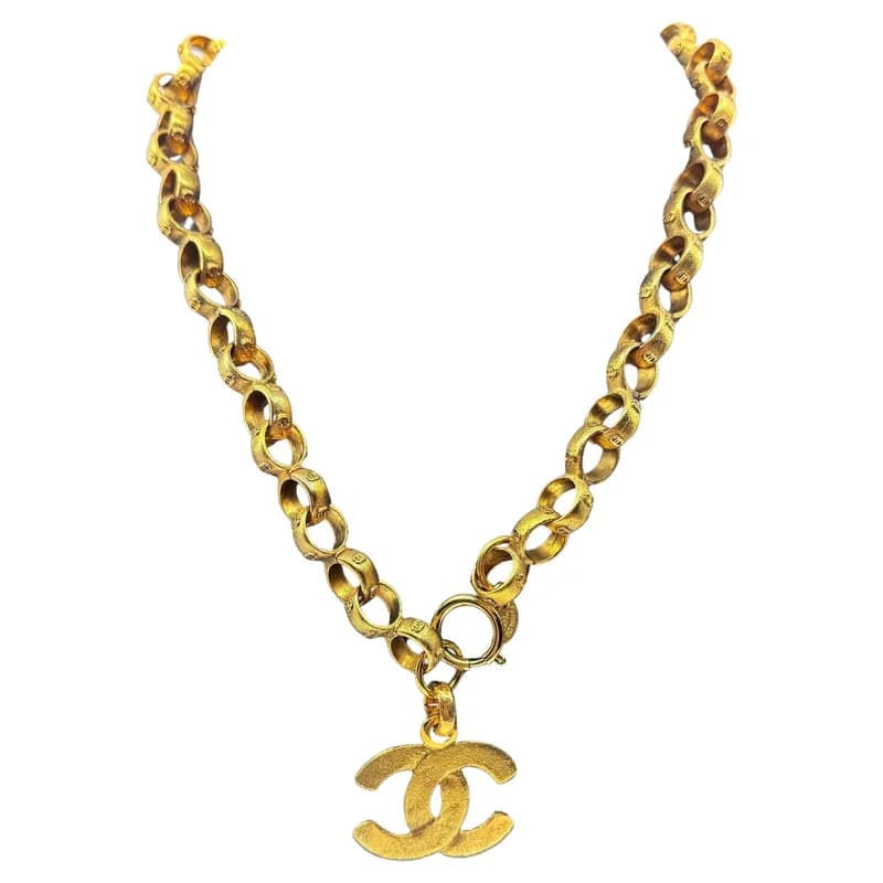 Chanel — Chanel Vintage Gold CC Chain Link Pendant Necklace — Jewelry — resale