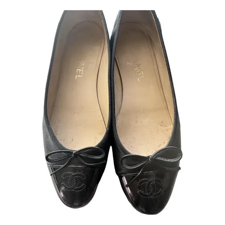 Chanel — Leather ballet flats — Designer Shoe — resale
