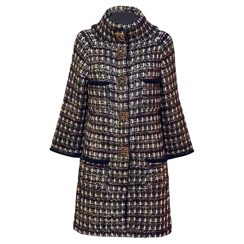 Chanel — Chanel Cruise 2012 Runway White Fluffy Tweed Jacket — Designer Shoe — resale