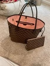 Louis Vuitton — Louis Vuitton Neverfull MM — Handbag — resale