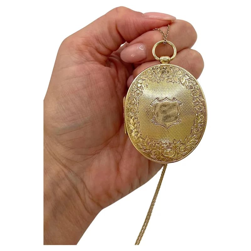 Antique 15ct Gold Stamped Victorian Large Floral Engraved Oval Shaped Locket — Jewelry — resale