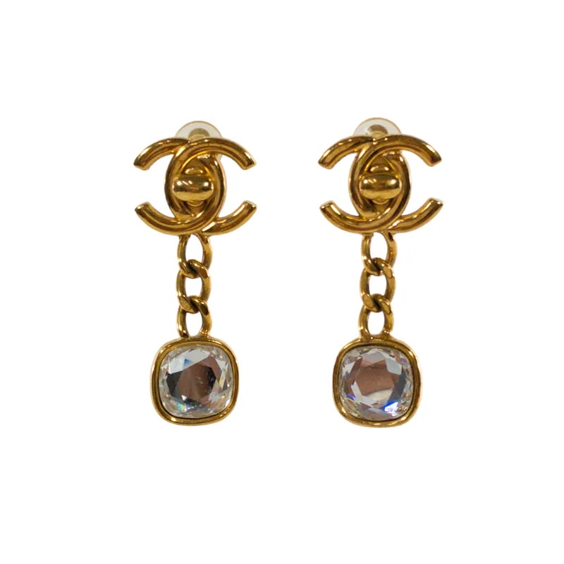 Chanel — Chanel Vtg CC Clip on — Jewelry — resale