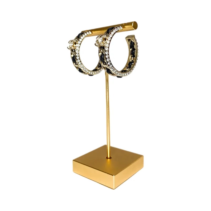 Chanel — Chanel CC Chain Hoop — Jewelry — resale
