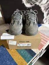 Adidas — Size 9.5 - Adidas Yeezy 500 2022 — Sneaker — resale