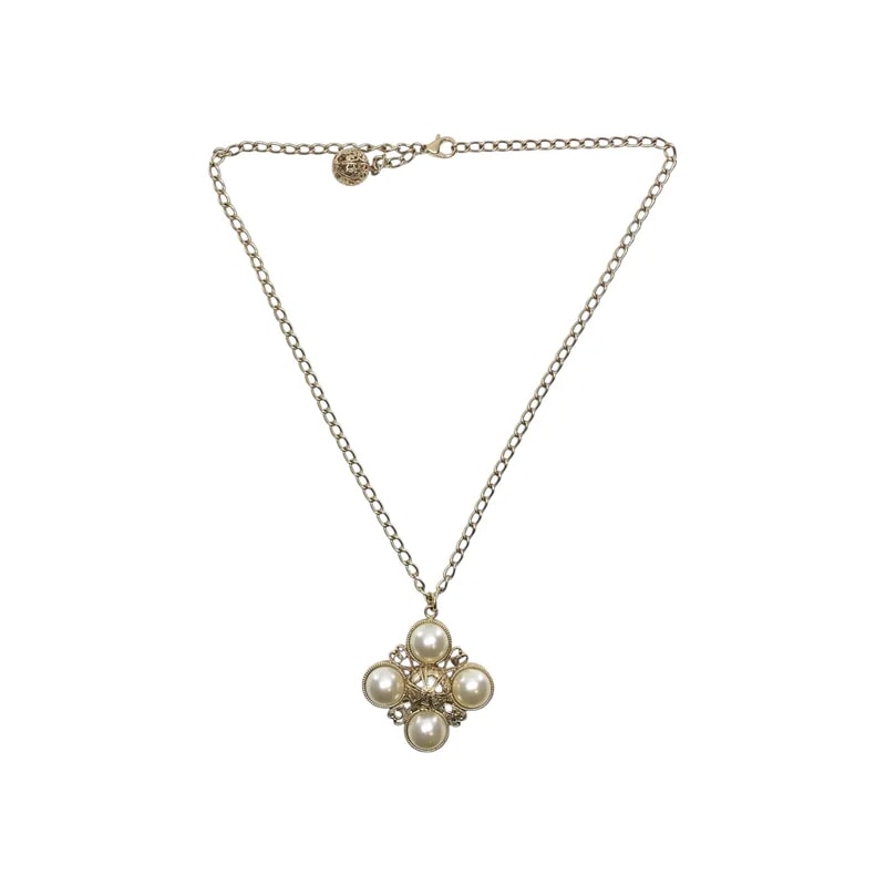 Chanel — Chanel Large Heart — Jewelry — resale