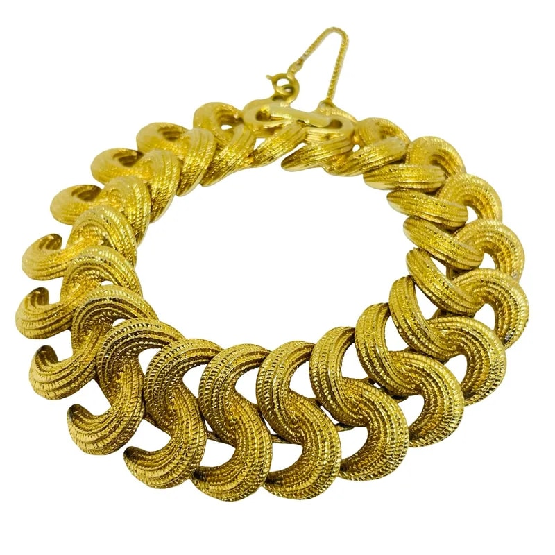 Monet — Monet Signed Tone — Jewelry — resale