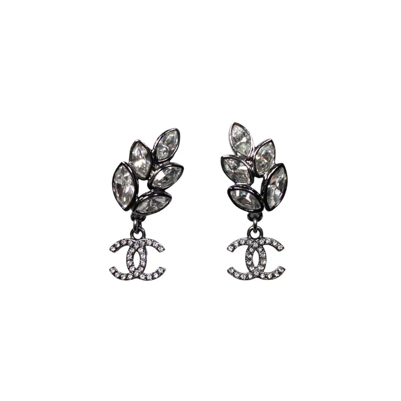 Chanel — Chanel Leaf — Jewelry — resale