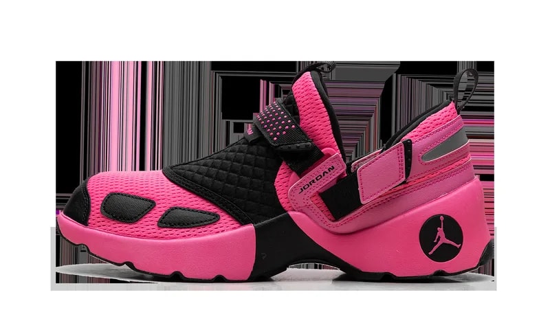 Jordan — Air Jordan Trunner LX Wmns " Blast" HQ2164 600 — Sneaker — resale