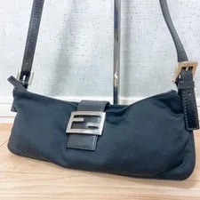 Fendi — Fendi Mamma Baguette — Handbag — resale