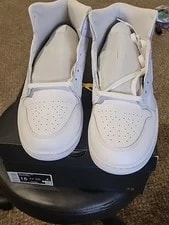 Jordan Air 1 Mid ’S 4