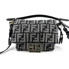 Fendi — Fendi Mamma Baguette — Handbag — resale