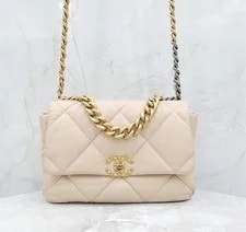 Chanel — Chanel 19 Flap Large Chain 29 Series 149806681 — Handbag — resale