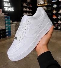 Nike — Nike Air Force 1 Low Top Lace-Up Outsole — Sneaker — resale