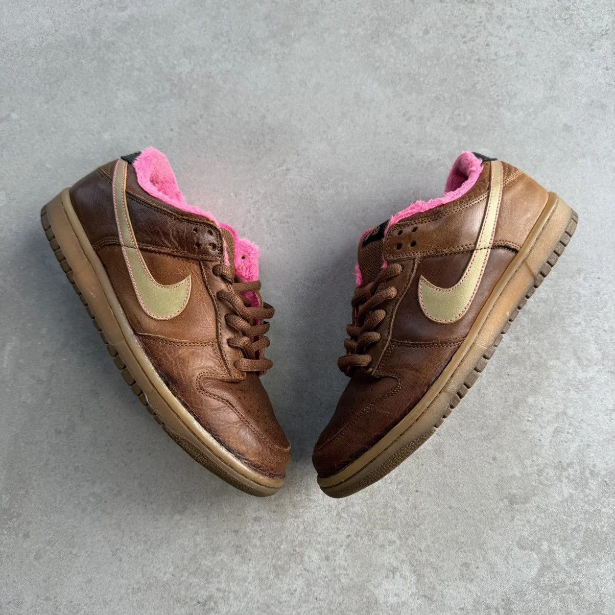 Nike SB — Size 9 2007 Nike SB Dunk Low Gibson Guitar — Sneaker — resale