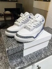 Air Jordan — Air Jordan 3 Retro Size 8.5 With Box — Sneaker — resale