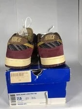 Nike SB Dunk Low Anchorman Size 7.5 304292-672 4