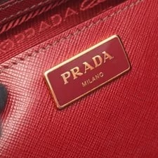 Prada Triangle Logo Leath 4