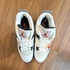 Jordan 4 Retro OG 2025 Size 10 Lightly Damaged Box 4