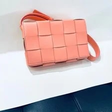 Bottega Veneta — Bottega Veneta Small Cassette Crossbody Maxi — Handbag — deal