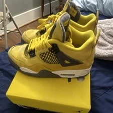 Jordan 4 Lightning 2