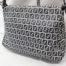 Fendi Mamma Bucket From Japan 4