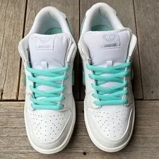 Nike SB Dunk Low 3