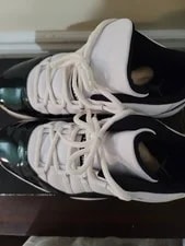 Jordan — Size 11 - Air Jordan 11 Retro Low — Sneaker — resale