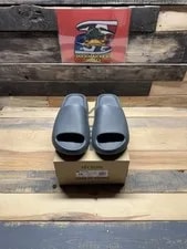 Adidas Yeezy Slide 3