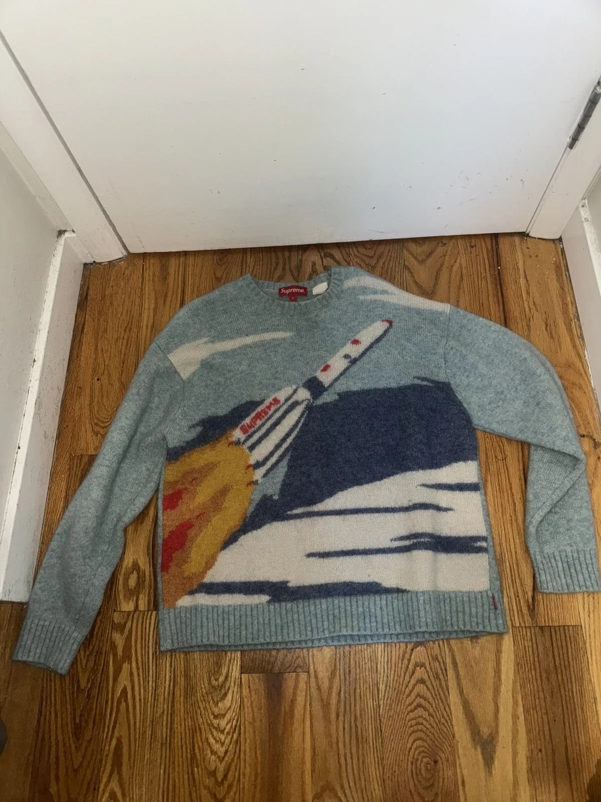 Supreme — Supreme Rocket Sweater — streetwear — resale