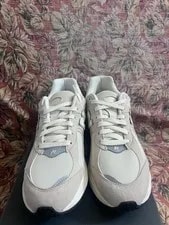 New Balance — New Balance 2002R Calm — Sneaker — resale