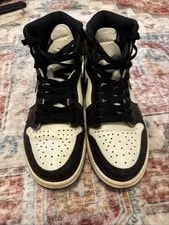Jordan — Air Jordan 1 — Sneaker — resale