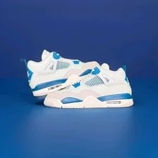 Jordan — Size 11.5 - Air Jordan 4 Retro 2024 Military — Sneaker — resale