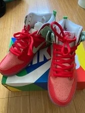 Nike SB — 10.0US Nike Sb Dunk High Pro Strawberry Cough — Sneaker — resale