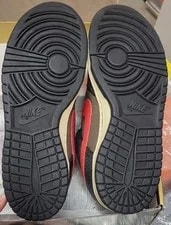 Nike Sb Dunk Low Man /atom SZ 9.5 Only NEW ONE THE Market 3