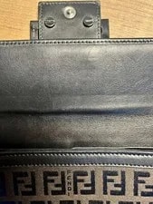 Fendi Baguette 🧿🎗️ W/ A ⭐️ 💼 Charm. With A Detachable Strap A Charm 3