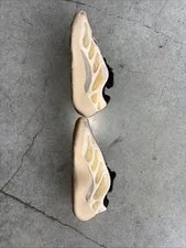 Adidas Yeezy 700 V3 Mono Safflower 4