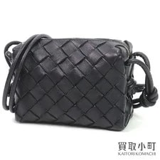 Bottega Veneta — Bottega Veneta Candy Loop Camera Intrecciat — Handbag — resale