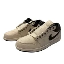 Jordan 1 Low in Pale Off Baroque 2
