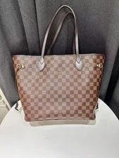 Louis Vuitton — Authentic Louis Vuitton Neverfull France — Handbag — resale