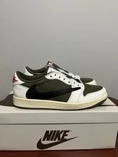 Air Jordan 1 Retro Low OG SP Medium 3