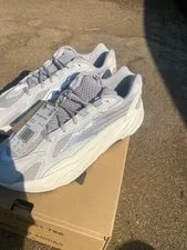Yeezy Boost 700 V2 3