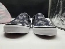 Vans Skateboarding Shoes Wireframe Skulls 4