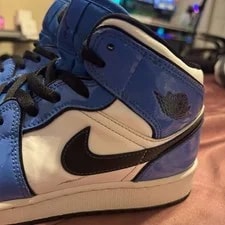 Jordan Air 1 Mid Mid-Top Lace-Up Basketball 3