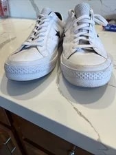 Converse M 11/W 13 One Star Perforated Low Top ' ' 158464C 2