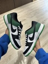 Preowned Nike SB Dunk Low Pro Classic 2